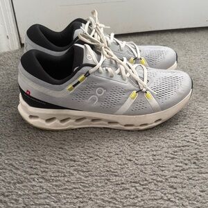 On Running Light Gray Sneakers with Yellow Highlights